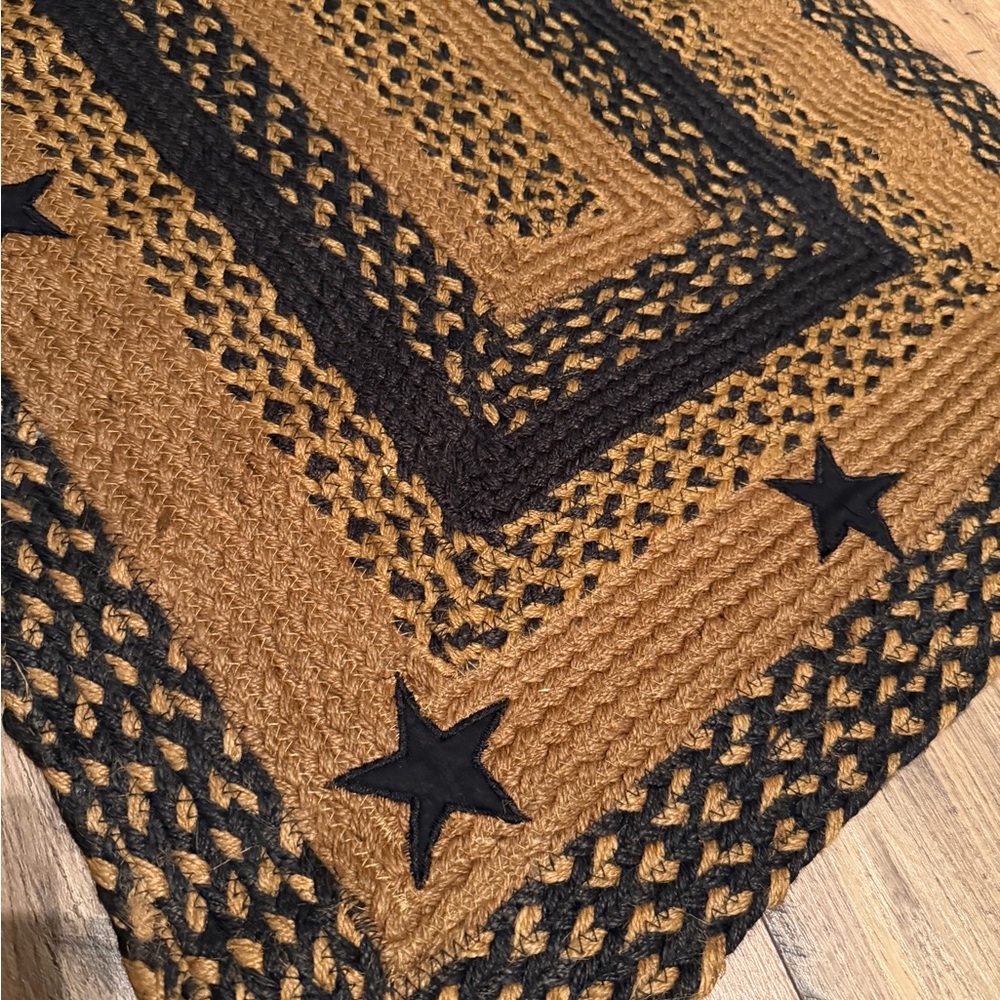 Black and Brown Star Pattern Braided Rug NEW - Picture 4 of 10